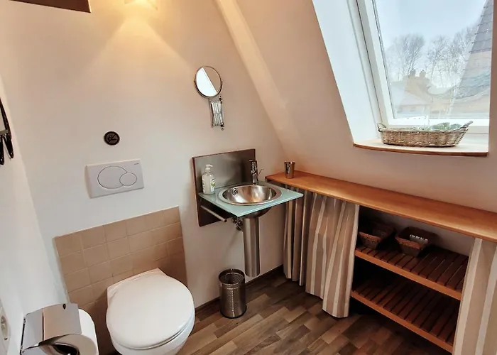 Rosa Mit Sauna 別荘