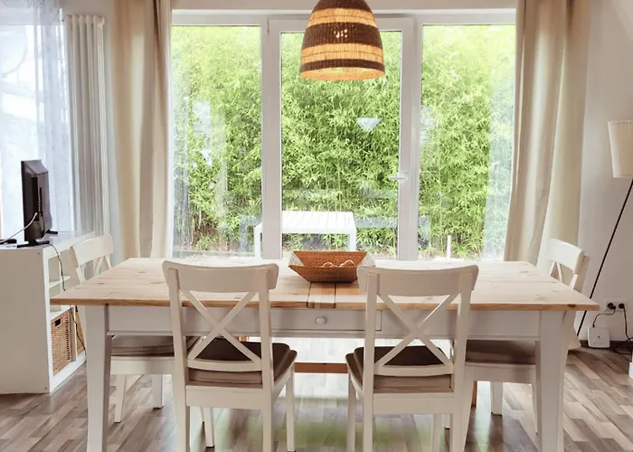 Rosa Mit Sauna * ドルム・ノイフェルト